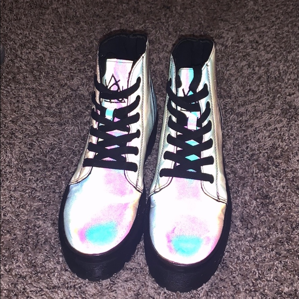 YRU Slayr Reflective Boots